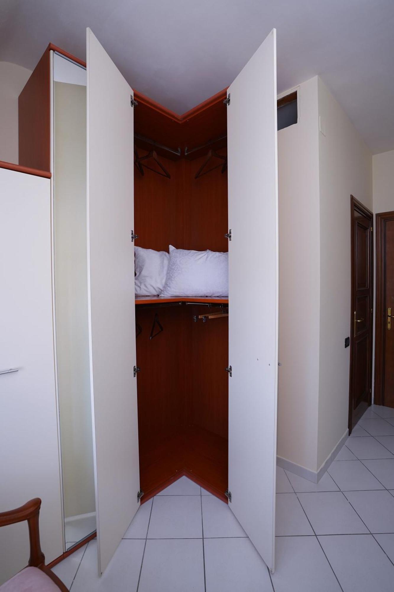 La Casa Di Azzurra Centro Citta Appartamento Fino A 4 Posti Letto E 2 Bagni Φότζια Εξωτερικό φωτογραφία